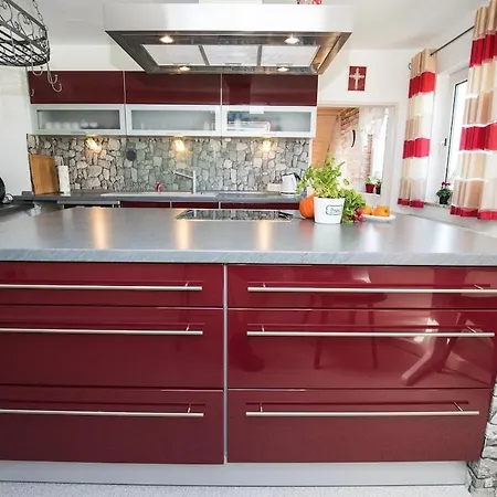 Апартаменты Luxurioese In Ruhiger, Laendlicher Umgebung Nordhalben