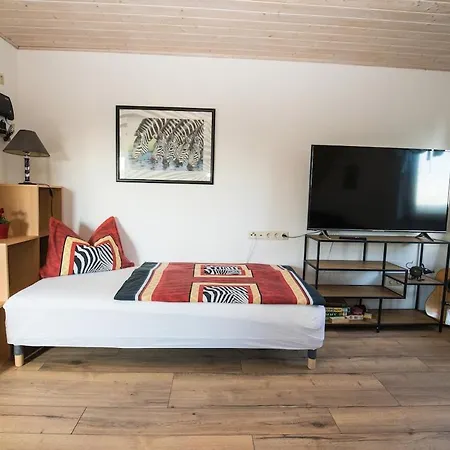 Luxurioese In Ruhiger, Laendlicher Umgebung Daire
