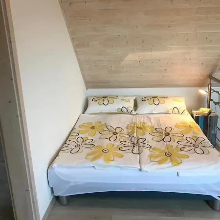 Luxurioese In Ruhiger, Laendlicher Umgebung